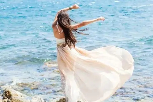 活得精致的女人句子文案