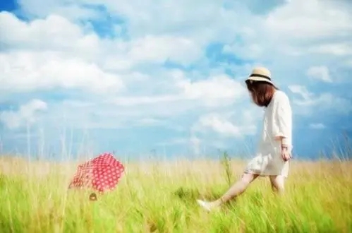 女人的幸福很简单句子文案