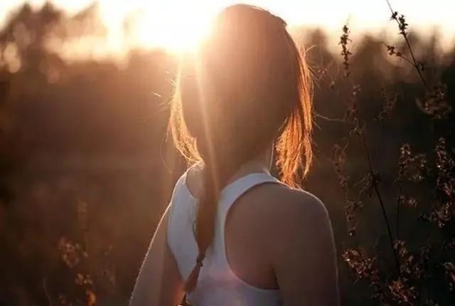 做一个温柔的女人句子文案