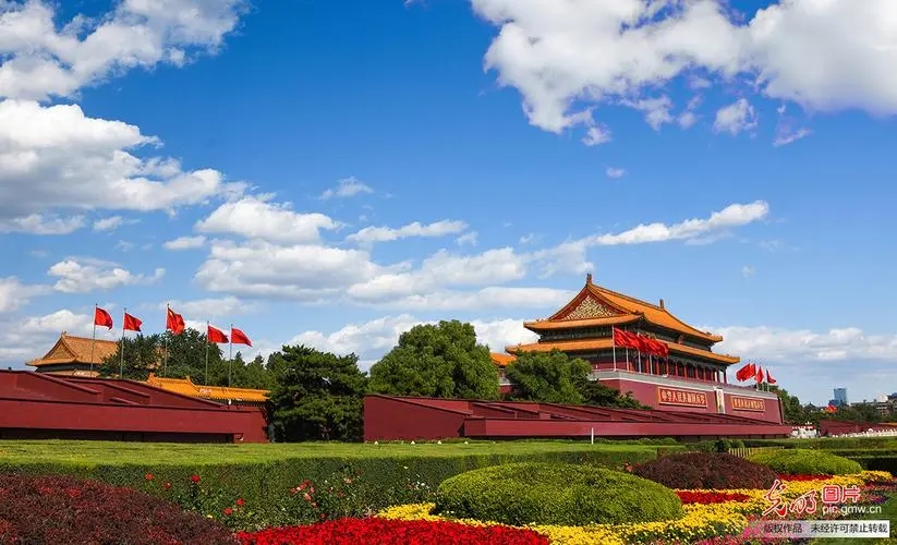 小学生热爱祖国的句子文案