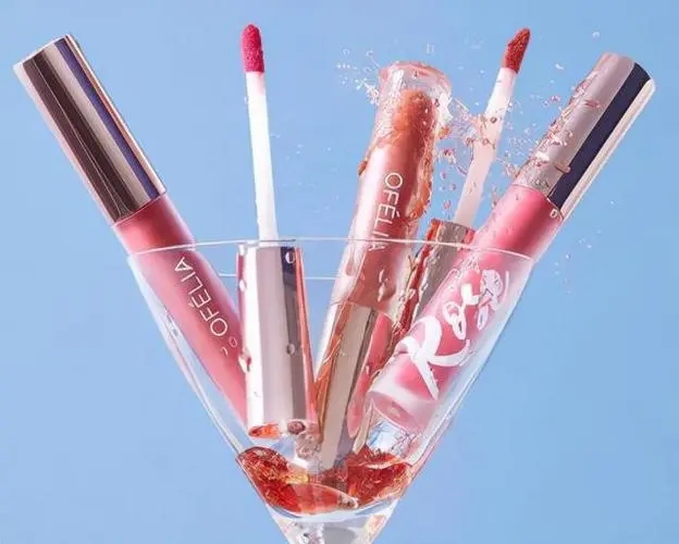 新买化妆品发个圈说说文案