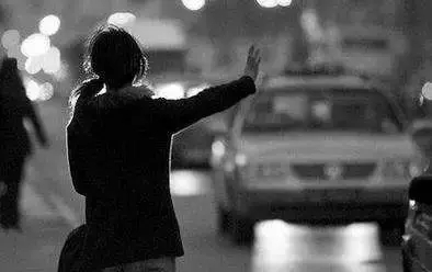 陌生又熟悉的城市句子文案