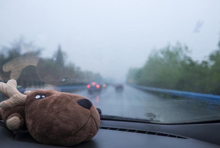 社会硬句子文案社会磕