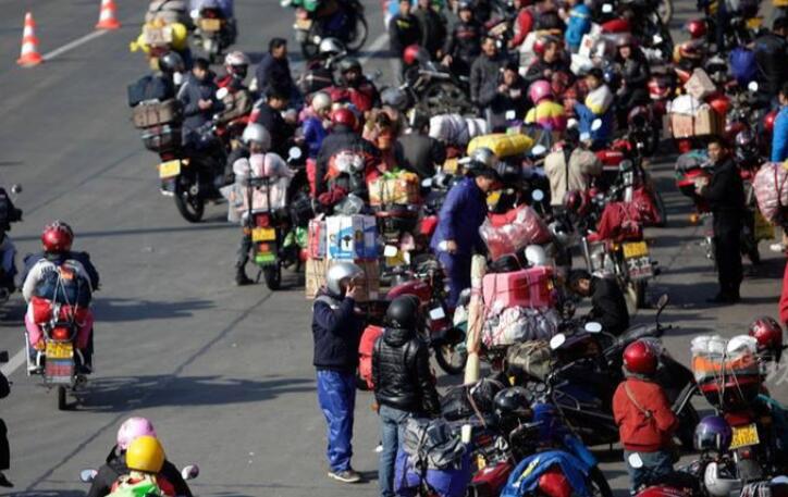 买车票回家发朋友圈