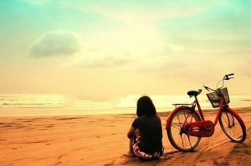 形容女人内心寂寞空虚的句子文案