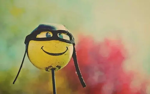 笑容可以治愈一切句子文案