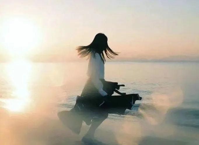 感觉一个人变了的说说文案