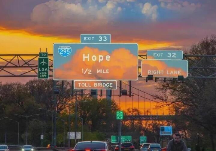 手受伤后的坚强的句子文案