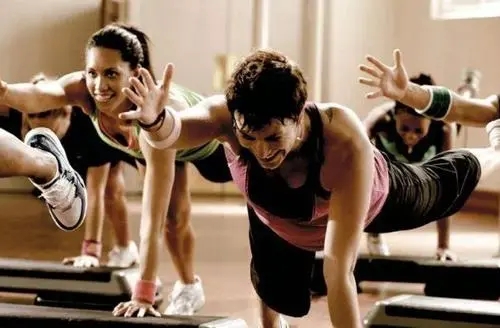 五一健身的说说文案幽默