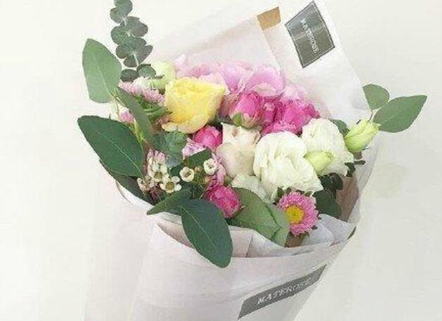 微信气质女人个性签名简短