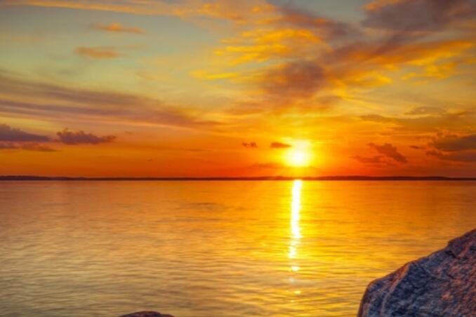 节日朋友圈说说的好句子文案