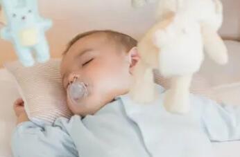 媳妇生宝宝发朋友圈