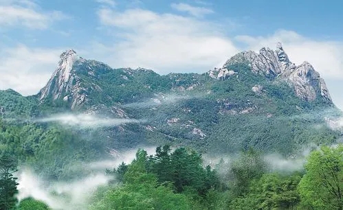 描写山的优美段落