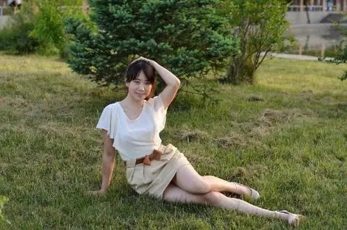 形容漂亮女人的句子文案