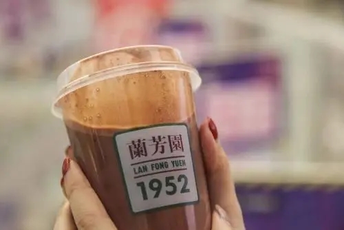 天冷喝奶茶的幽默句子文案