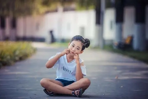 描述闺女的经典语录文案