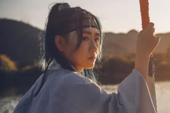 积极向上的话语努力的句子文案