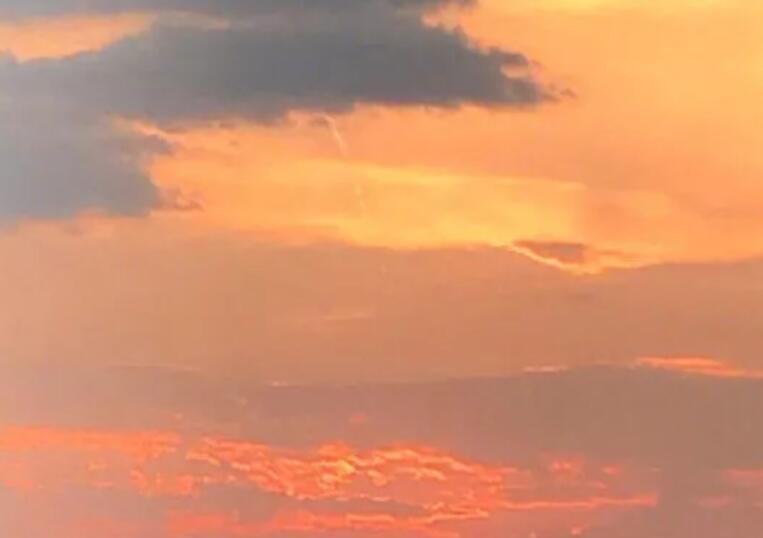 超狠的励志句子文案