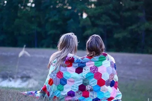 塑料姐妹朋友圈文案