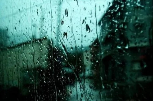 下雨天对朋友暖心的话