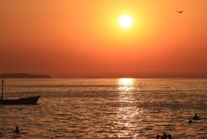 描写黄昏景色的精彩段落