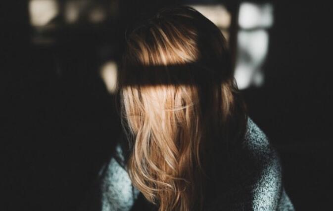 关于爱情的长句子文案伤感