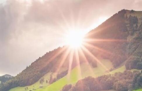 心情语录文案唯美霸气八字