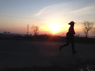 迎接光明的句子文案