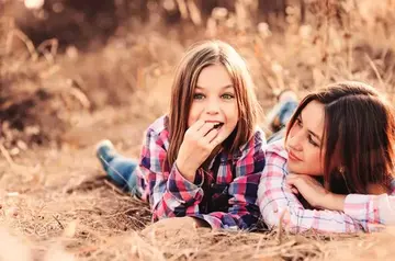 高情商夸赞别人的句子文案