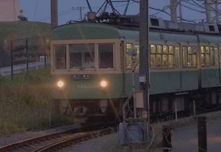 异地恋相聚离别的句子文案