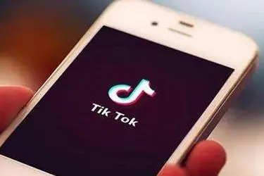 抖音容易引起互动的文案