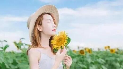 励志女孩子的经典语句文案