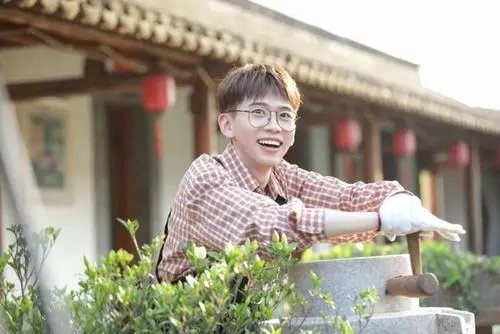 形容少年归来的句子文案