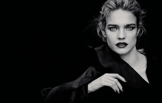 适合女人的正能量签名8个字