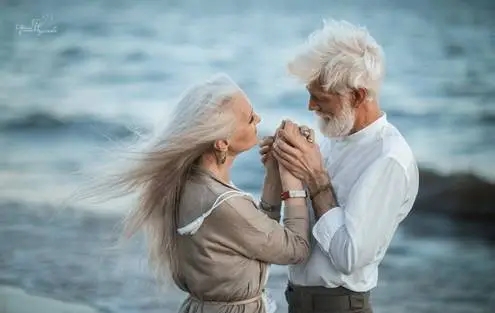 表达对爱情自私的句子文案