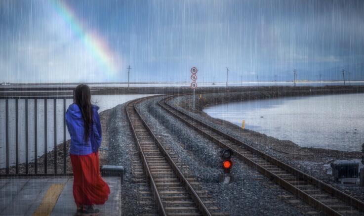 描写车站的好词好句文案