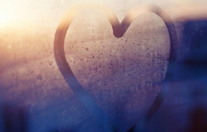 被女人欺骗感情的句子文案