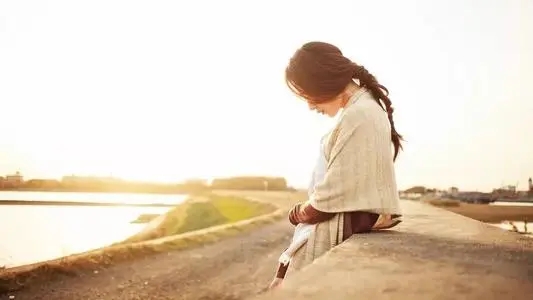 和老公一路走来不容易的说说文案