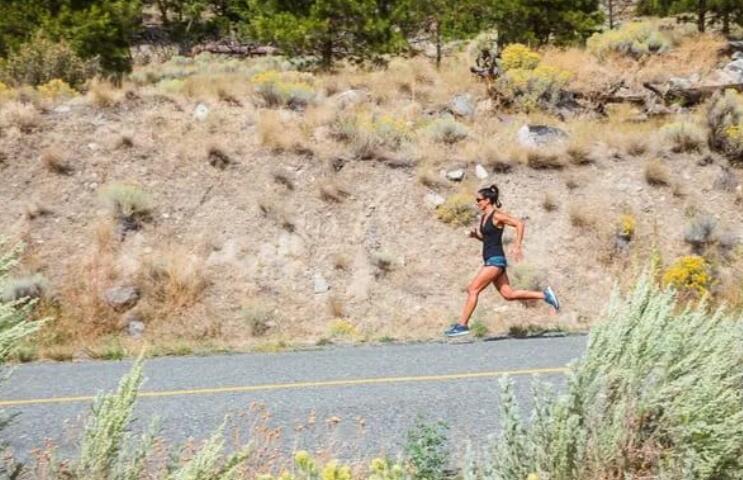 刚跑完步发朋友圈的文案
