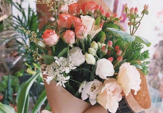 做快乐女人的唯美句子文案