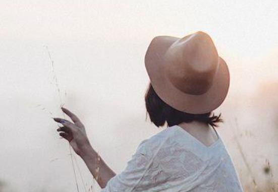 人在无助的时候想发的朋友圈