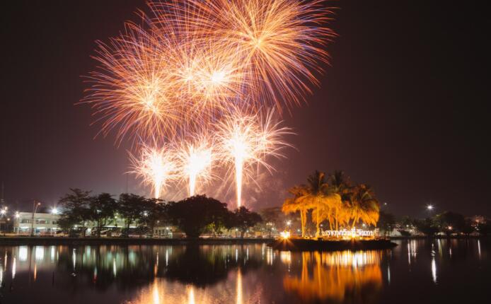 描写春节的优美句子文案