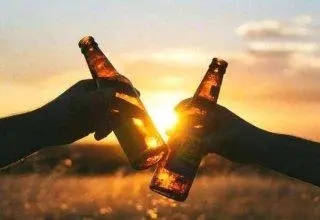 朋友圈可发的酒后心情