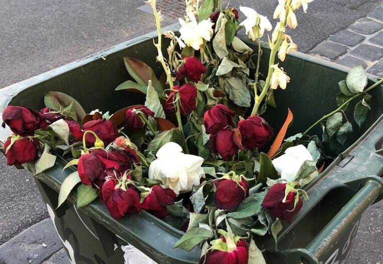 分手后的句子文案霸气十足