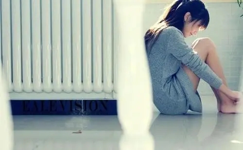 伤感的句子文案说说心情短语