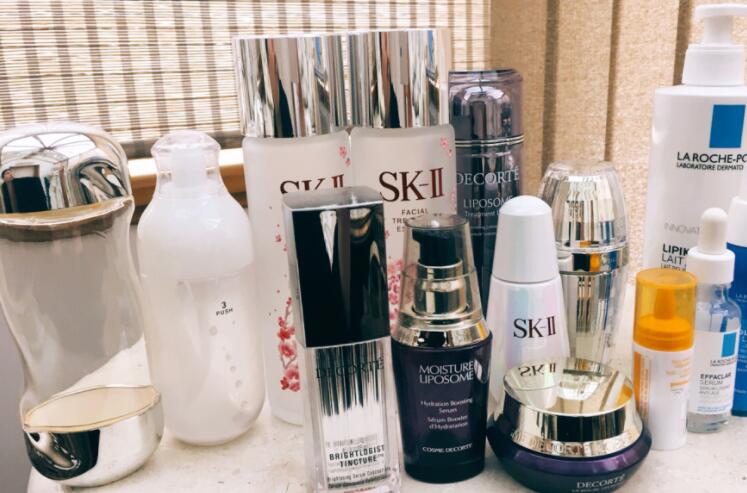 朋友圈晒高档护肤品