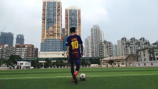 看足球的说说文案