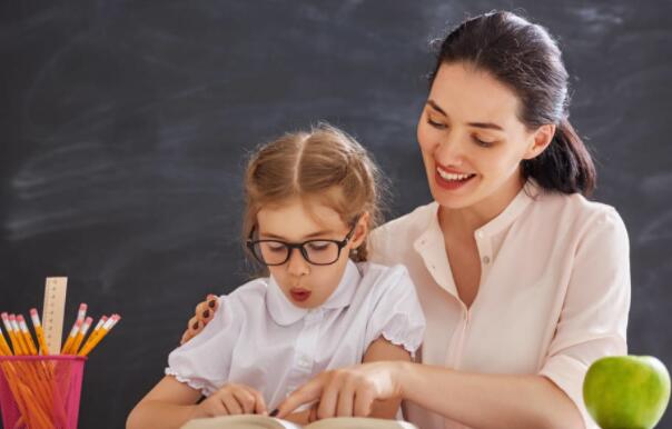 动作描写的句子文案