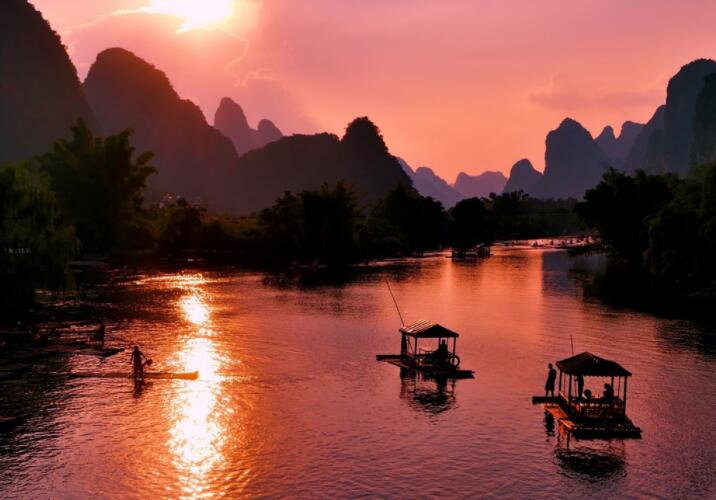 描写祖国广大的句子文案