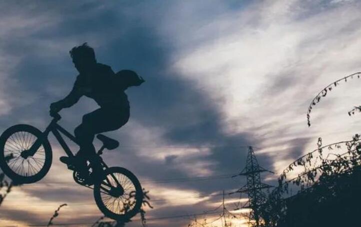 微商早安短句配图正能量